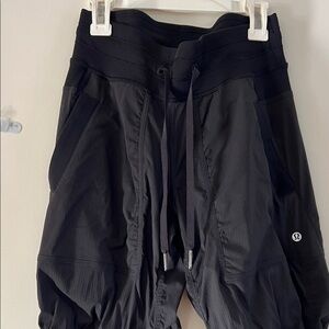 Lululemon Black Studio Dance Pant size 2